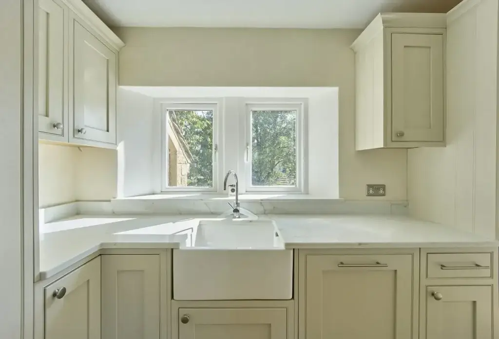 Sink run into the corner